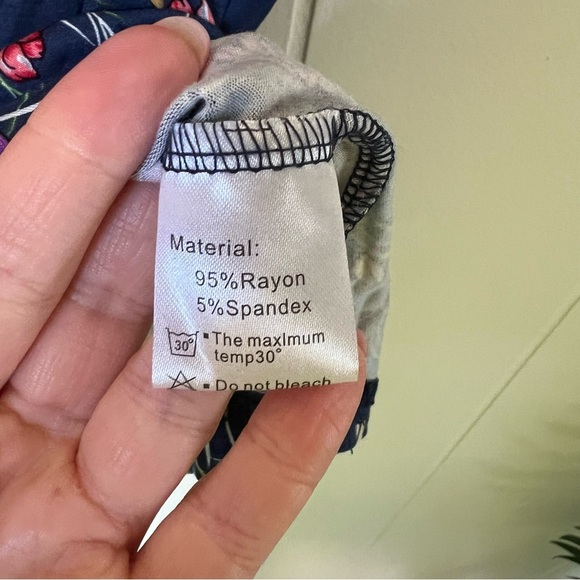 Amazon Blue and Pink Short Sleeve Floral Tee - Picture 4 of 5